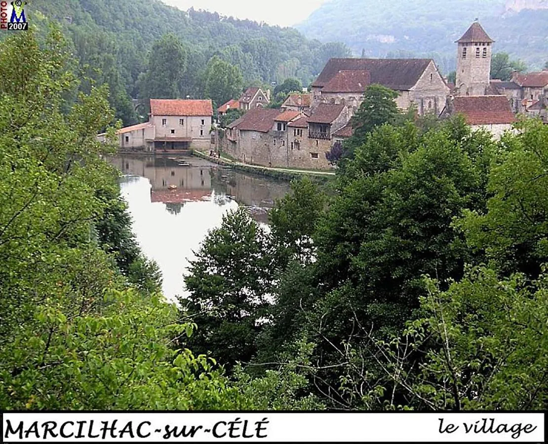 Gite 10 Personnes Marcilhac-sur-Cele France