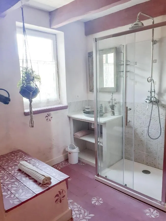 Holiday home Gite 10 Personnes Marcilhac-sur-Cele